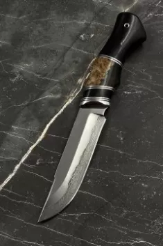 Нож Вепрь дамаск ламинированный — наборная рукоять: черный граб, карельская береза