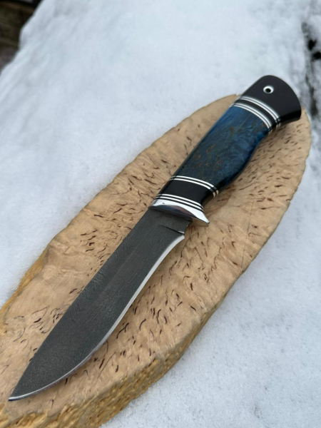 Нож "Варан" сталь х12мф, рукоять карельская береза синяя (распродажа)