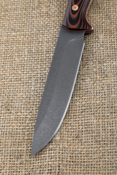 Нож Охотник-2 цельнометаллический сталь х12мф, рукоять микарта красная 
