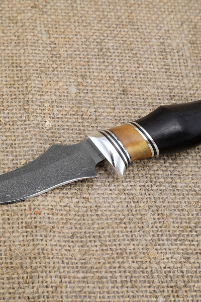 Нож Малыш-3, Х12МФ, рукоять карельская береза янтарь, черный граб