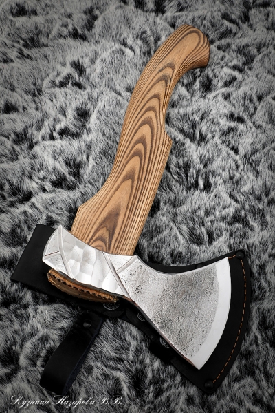 Axe 26 doly stone with traces of forging (cooking metals: carbon+HVG)