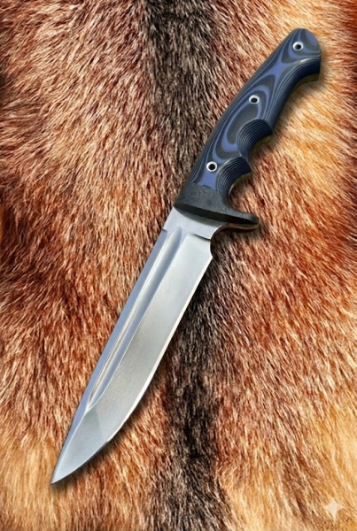 Нож "Хищник" цельнометаллический сталь 95х18, накладки карбон и G10 с кайдексом